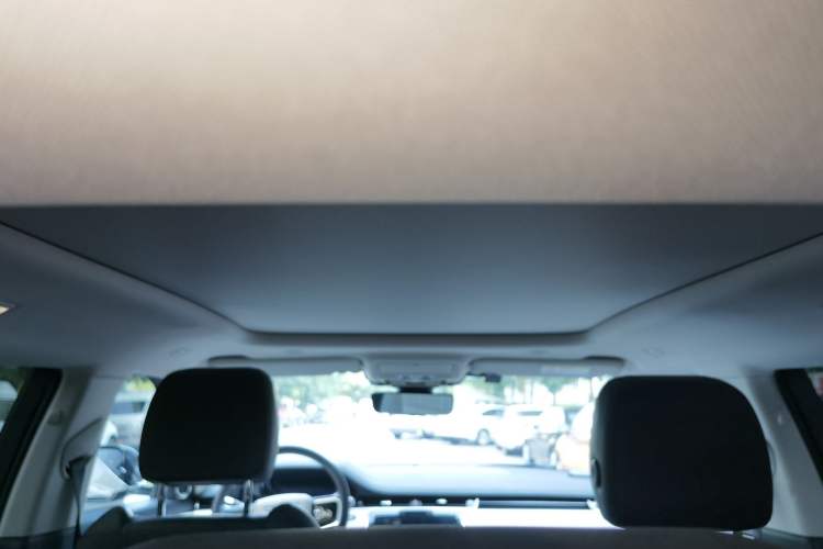 Used Land Rover Range Evoque 2021 Range Rover Velar L 249PS R-Dynamic First Edition Headliner