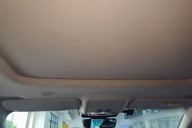 Used Land Rover Range Evoque 2021 Range Rover Velar 249 PS R-Dynamic HSE Luxury Edition Headliner