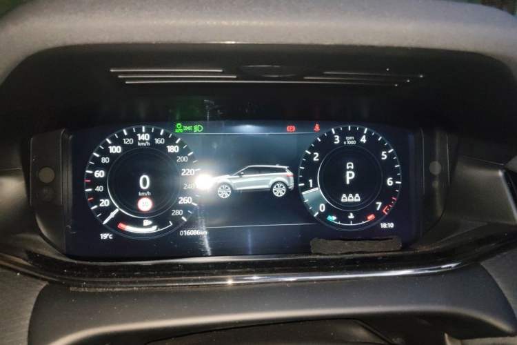 Used Land Rover Range Evoque 2021 Range Rover Evoque 200 PS R-Dynamic Standard Elite Edition Instrument Cluster