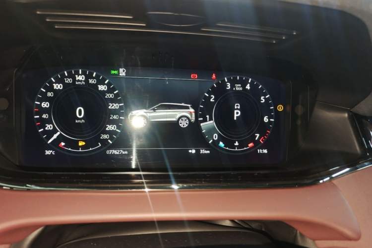 Used Land Rover Range Evoque 2021 Range Rover L 249 PS R-Dynamic SE Luxury Edition Instrument Cluster