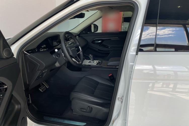 Used Land Rover Range Evoque 2021 Range Rover Velar 249 PS R-Dynamic S Performance Edition Interior 1