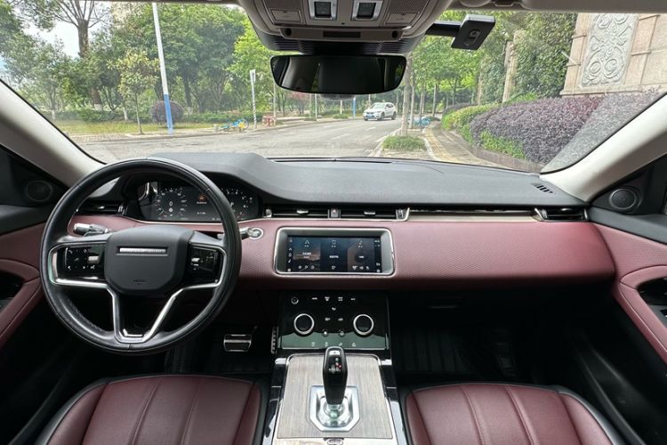 Used Land Rover Range Evoque 2021 Range Rover Velar 249 PS R-Dynamic S Performance Edition Interior 1