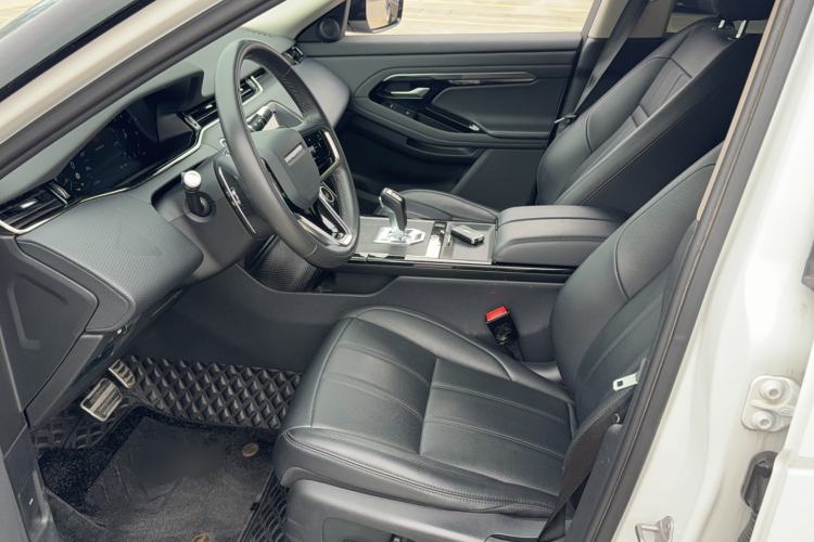 Used Land Rover Range Evoque 2021 Range Rover Evoque 200 PS R-Dynamic Standard Elite Edition Interior 1