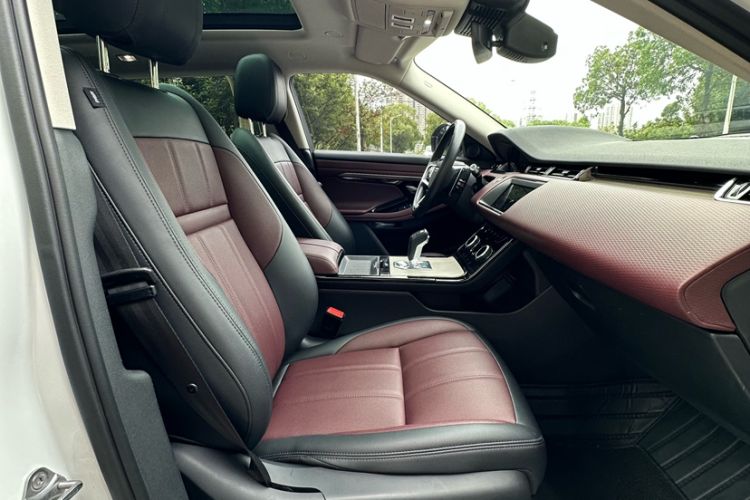 Used Land Rover Range Evoque 2021 Range Rover Velar 249 PS R-Dynamic S Performance Edition Interior 10