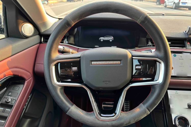 Used Land Rover Range Evoque 2021 Range Rover Velar 249 PS R-Dynamic HSE Luxury Edition Interior 3