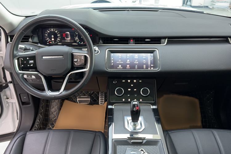 Used Land Rover Range Evoque 2021 Range Rover Evoque 200 PS R-Dynamic Standard Elite Edition Interior 3