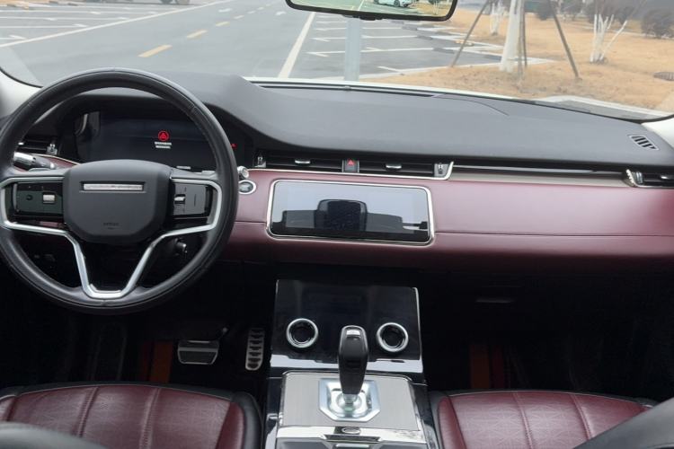 Used Land Rover Range Evoque 2021 Range Rover L 249 PS R-Dynamic SE Luxury Edition Interior 5