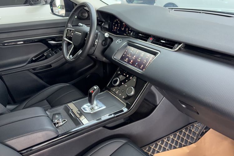 Used Land Rover Range Evoque 2021 Range Rover Evoque 200 PS R-Dynamic Standard Elite Edition Interior 6