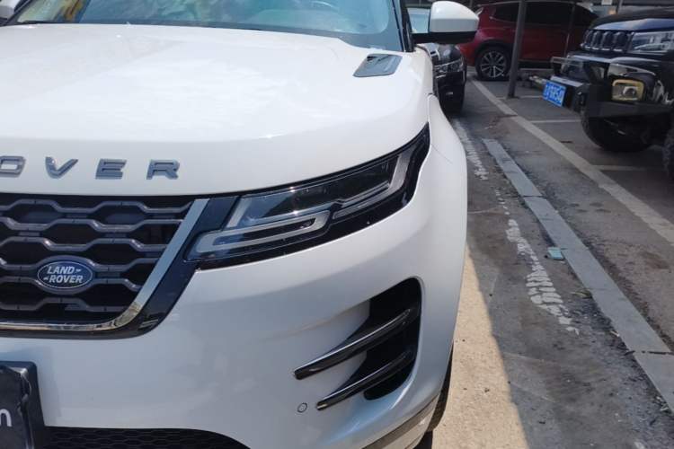Used Land Rover Range Evoque 2021 Range Rover Velar 249 PS R-Dynamic HSE Luxury Edition Left Front Headlight