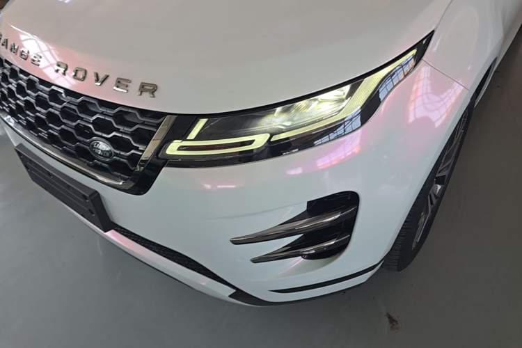 Used Land Rover Range Evoque 2021 Range Rover Velar 249 PS R-Dynamic S Performance Edition Left Front Headlight