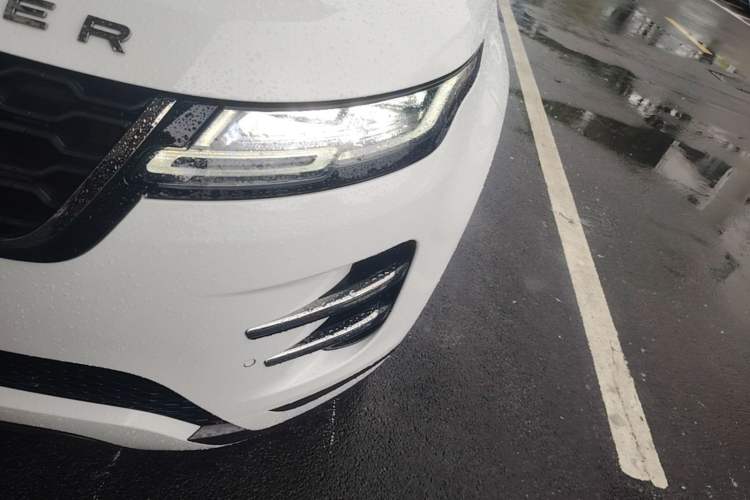 Used Land Rover Range Evoque 2021 Range Rover Velar L 249PS R-Dynamic First Edition Left Front Headlight