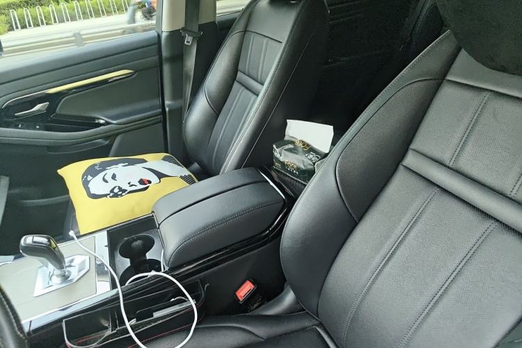 Used Land Rover Range Evoque 2021 Range Rover Velar 249 PS R-Dynamic S Performance Edition Left Front Seat