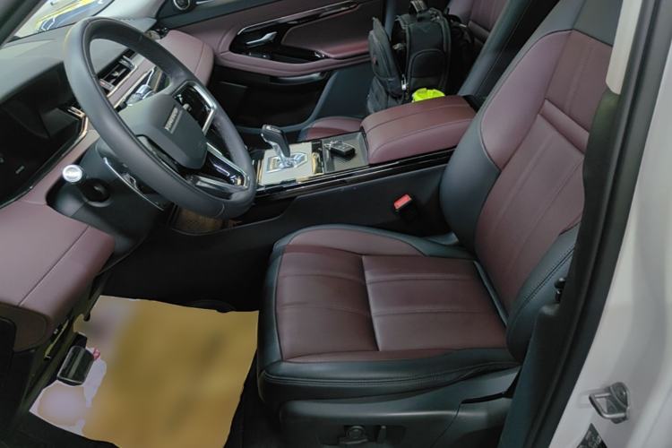 Used Land Rover Range Evoque 2021 Range Rover L 249 PS R-Dynamic SE Luxury Edition Left Front Seat