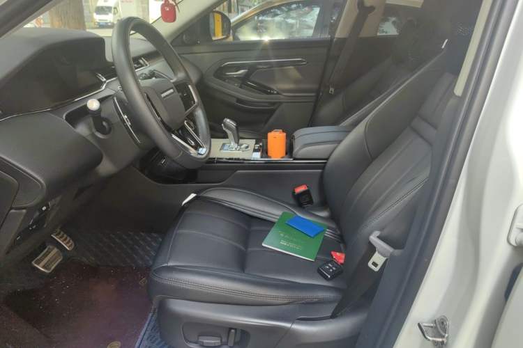 Used Land Rover Range Evoque 2021 Range Rover Velar 249 PS R-Dynamic S Performance Edition Left Front Seat