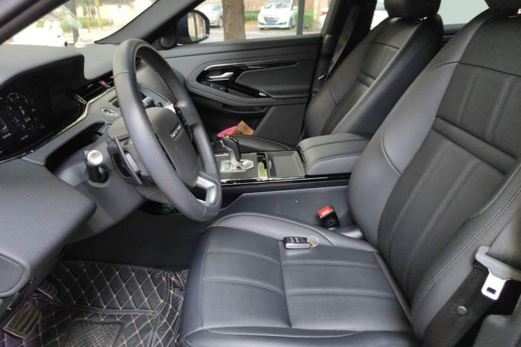 Used Land Rover Range Evoque 2021 Range Rover Velar 249 PS R-Dynamic S Performance Edition Left Front Seat