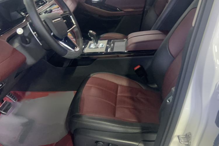 Used Land Rover Range Evoque 2021 Range Rover Velar 249 PS R-Dynamic HSE Luxury Edition Left Front Seat