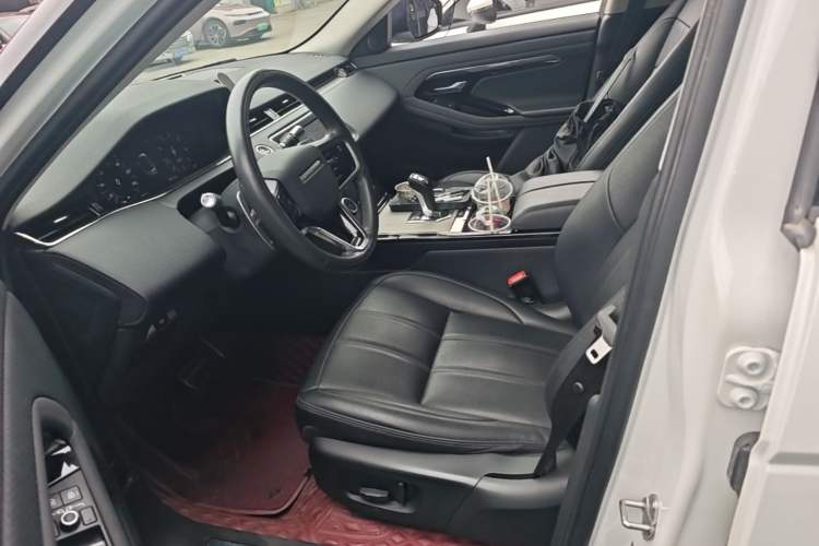 Used Land Rover Range Evoque 2021 Range Rover Velar 249 PS R-Dynamic HSE Luxury Edition Left Front Seat