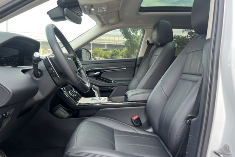 Used Land Rover Range Evoque 2021 Range Rover Velar L 249PS R-Dynamic First Edition Left Front Seat