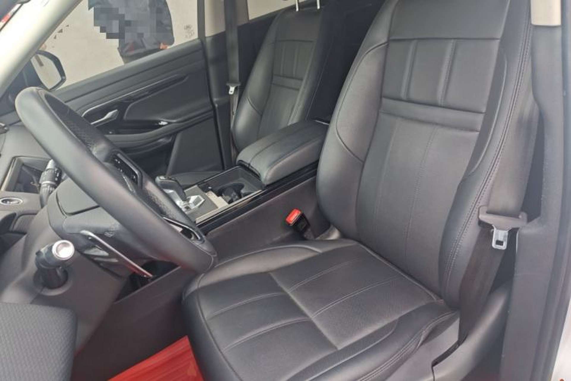 Used Land Rover Range Evoque 2021 Range Rover Evoque 200 PS R-Dynamic Standard Elite Edition Left Front Seat
