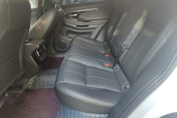 Used Land Rover Range Evoque 2021 Range Rover Velar 249 PS R-Dynamic S Performance Edition Left Rear Seat
