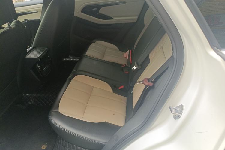 Used Land Rover Range Evoque 2021 Range Rover Velar 249 PS R-Dynamic S Performance Edition Left Rear Seat