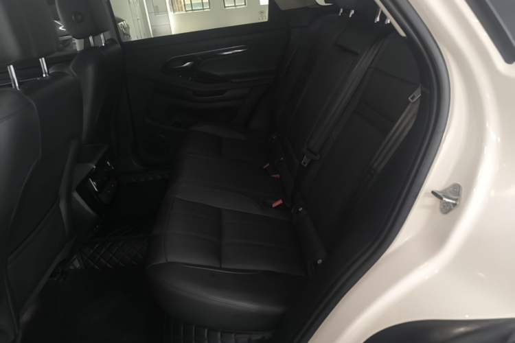 Used Land Rover Range Evoque 2021 Range Rover Velar 249 PS R-Dynamic S Performance Edition Left Rear Seat