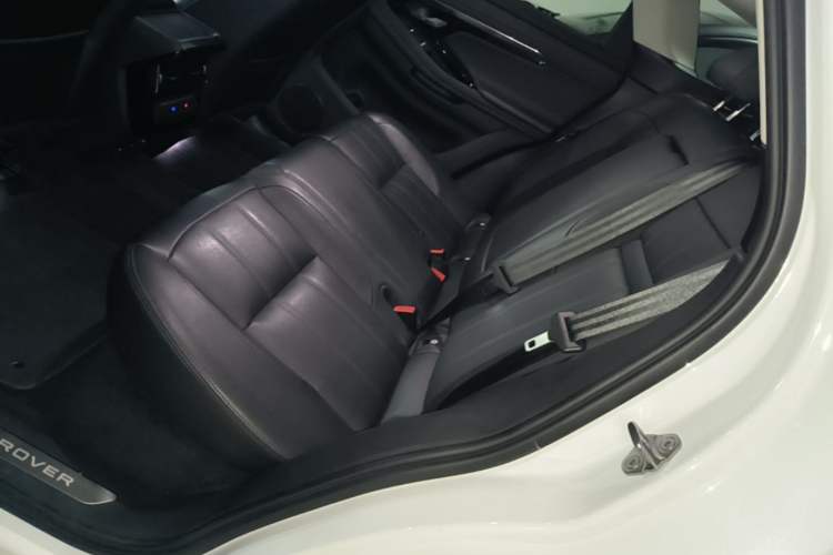 Used Land Rover Range Evoque 2021 Range Rover Velar 249 PS R-Dynamic S Performance Edition Left Rear Seat