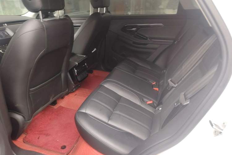 Used Land Rover Range Evoque 2021 Range Rover Velar L 249PS R-Dynamic First Edition Left Rear Seat