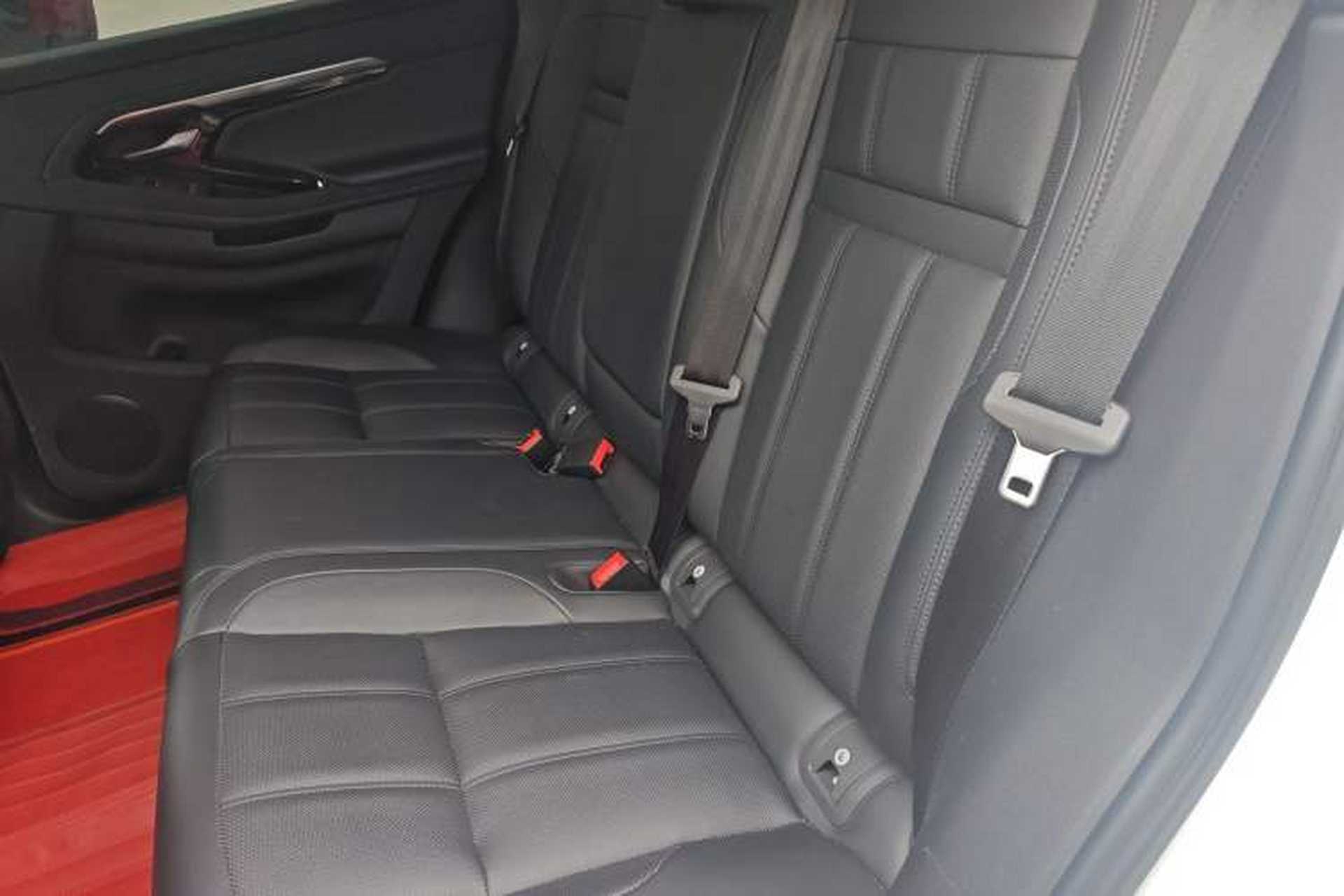Used Land Rover Range Evoque 2021 Range Rover Evoque 200 PS R-Dynamic Standard Elite Edition Left Rear Seat