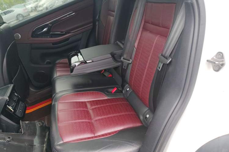 Used Land Rover Range Evoque 2021 Range Rover L 249 PS R-Dynamic SE Luxury Edition Left Rear Seat