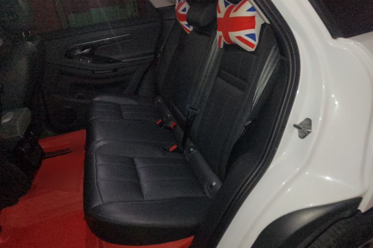 Used Land Rover Range Evoque 2021 Range Rover Evoque 200 PS R-Dynamic Standard Elite Edition Left Rear Seat
