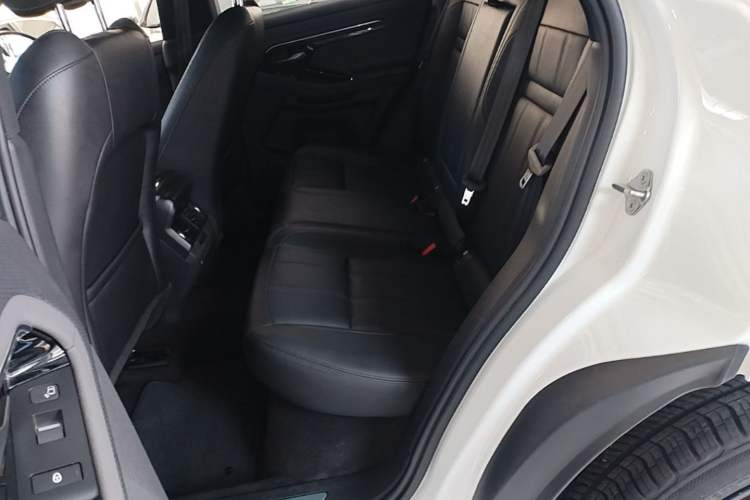 Used Land Rover Range Evoque 2021 Range Rover Velar 249 PS R-Dynamic S Performance Edition Left Rear Seat