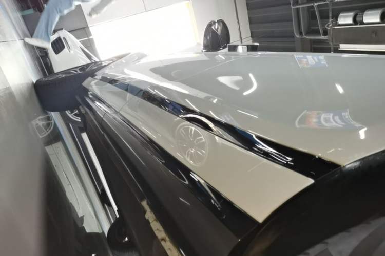 Used Land Rover Range Evoque 2021 Range Rover L 249 PS R-Dynamic SE Luxury Edition Left Side Sill