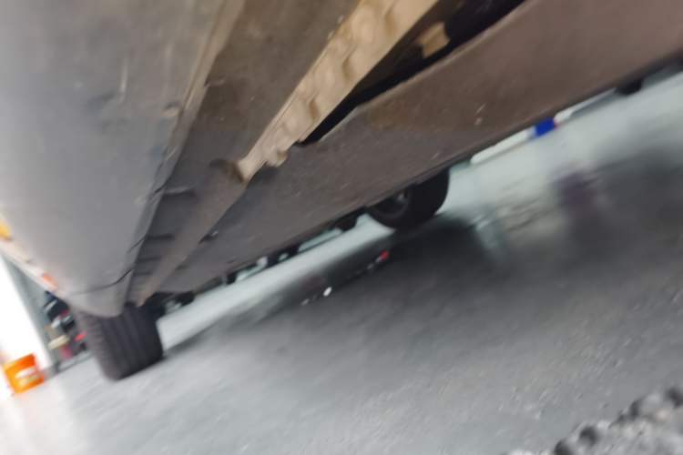 Used Land Rover Range Evoque 2021 Range Rover Velar 249 PS R-Dynamic HSE Luxury Edition Left Side Sill