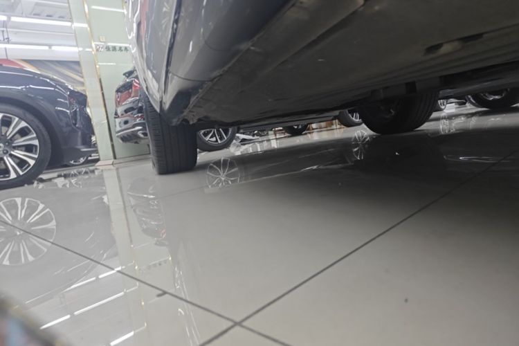 Used Land Rover Range Evoque 2021 Range Rover Velar 249 PS R-Dynamic S Performance Edition Left Side Sill