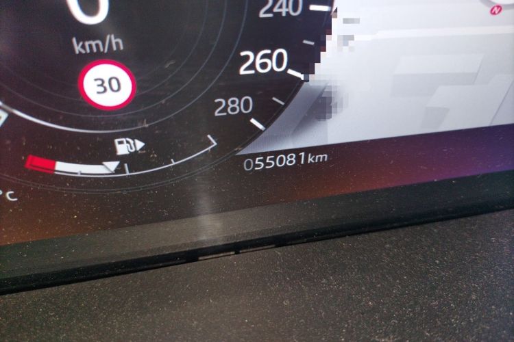 Used Land Rover Range Evoque 2021 Range Rover Evoque 200 PS R-Dynamic Standard Elite Edition Odometer Close Up
