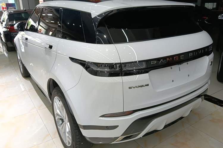Used Land Rover Range Evoque 2021 Range Rover Evoque 200 PS R-Dynamic Standard Elite Edition Rear Left 45 Deg