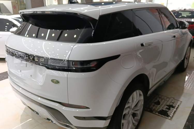 Used Land Rover Range Evoque 2021 Range Rover Evoque 200 PS R-Dynamic Standard Elite Edition Rear Right 45 Deg