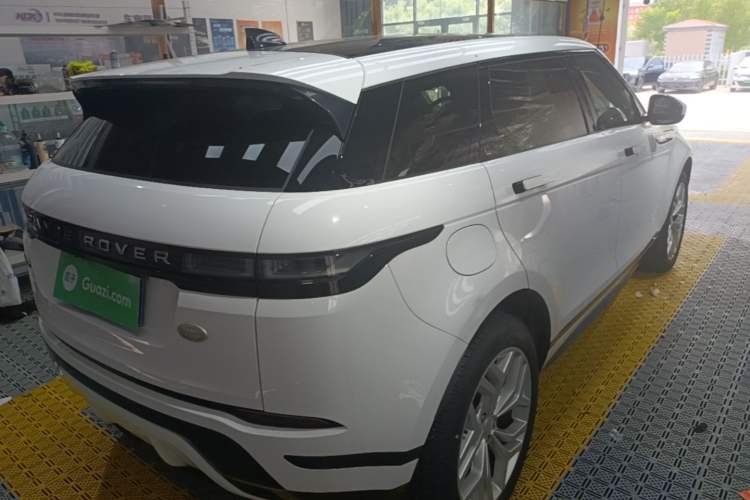 Used Land Rover Range Evoque 2021 Range Rover Evoque 200 PS R-Dynamic Standard Elite Edition Rear Right 45 Deg