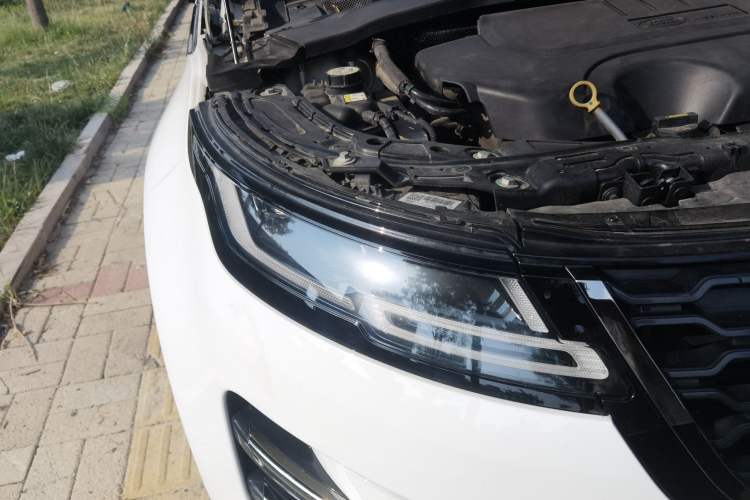 Used Land Rover Range Evoque 2021 Range Rover Evoque 200 PS R-Dynamic Standard Elite Edition Right Front Headlight