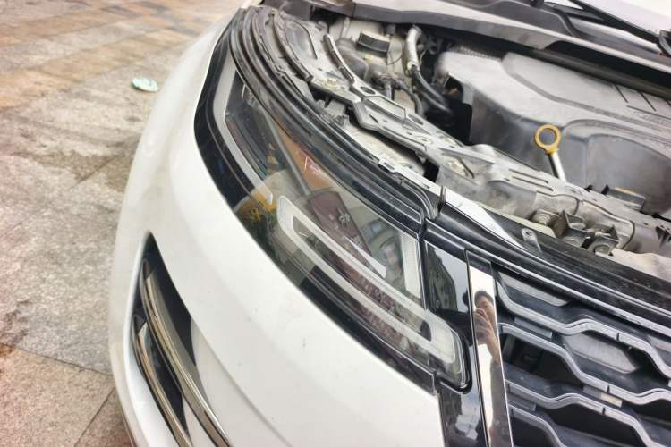 Used Land Rover Range Evoque 2021 Range Rover Velar 249 PS R-Dynamic S Performance Edition Right Front Headlight
