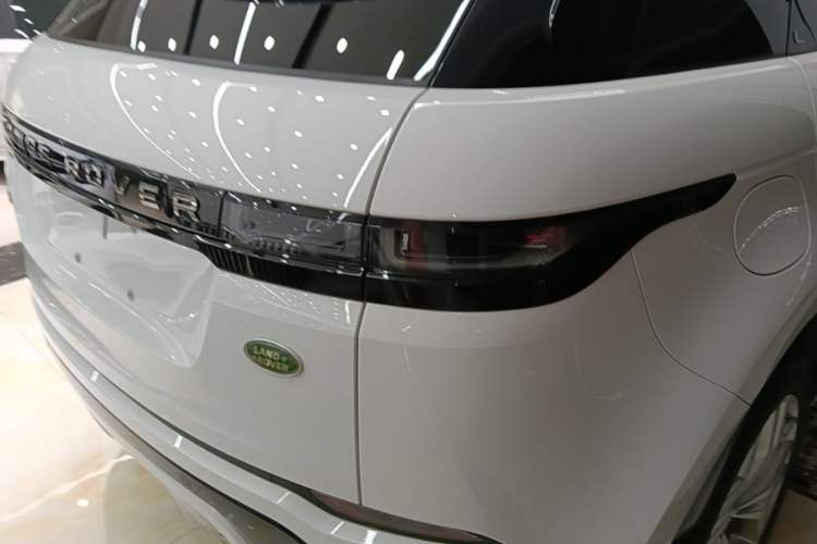 Used Land Rover Range Evoque 2021 Range Rover Evoque 200 PS R-Dynamic Standard Elite Edition Right Rear Taillight