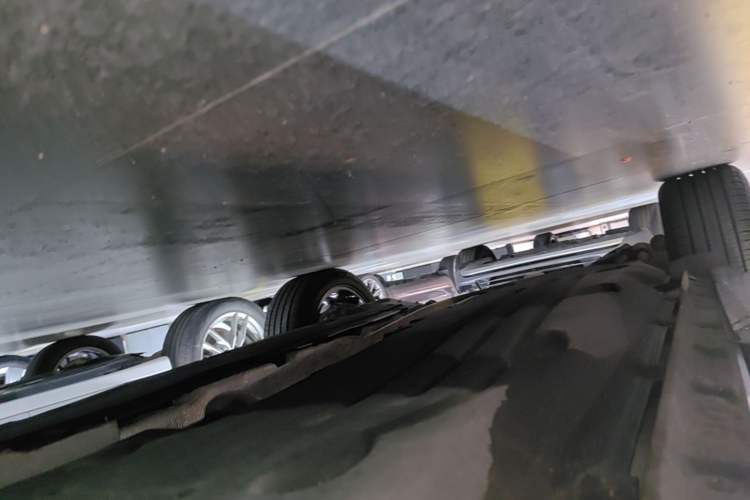 Used Land Rover Range Evoque 2021 Range Rover L 249 PS R-Dynamic SE Luxury Edition Right Side Sill