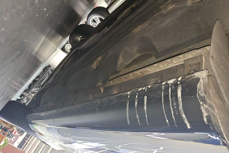 Used Land Rover Range Evoque 2021 Range Rover Velar 249 PS R-Dynamic S Performance Edition Right Side Sill
