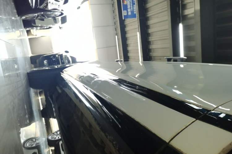Used Land Rover Range Evoque 2021 Range Rover L 249 PS R-Dynamic SE Luxury Edition Right Side Sill