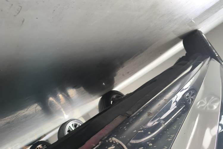 Used Land Rover Range Evoque 2021 Range Rover Velar 249 PS R-Dynamic S Performance Edition Right Side Sill