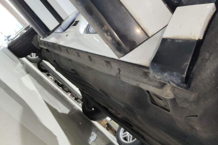 Used Land Rover Range Evoque 2021 Range Rover Velar L 249PS R-Dynamic First Edition Right Side Sill