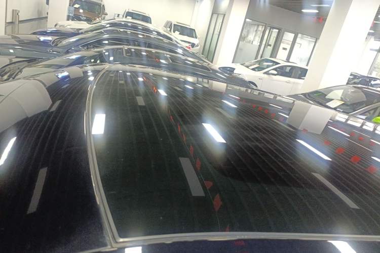 Used Land Rover Range Evoque 2021 Range Rover Velar 249 PS R-Dynamic S Performance Edition Roof