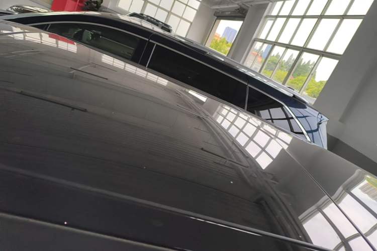 Used Land Rover Range Evoque 2021 Range Rover Velar 249 PS R-Dynamic S Performance Edition Roof