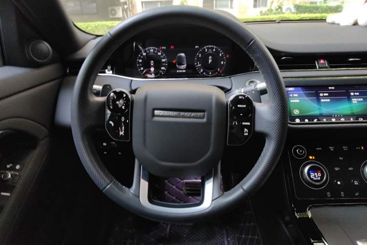 Used Land Rover Range Evoque 2021 Range Rover Velar 249 PS R-Dynamic S Performance Edition Steering Wheel
